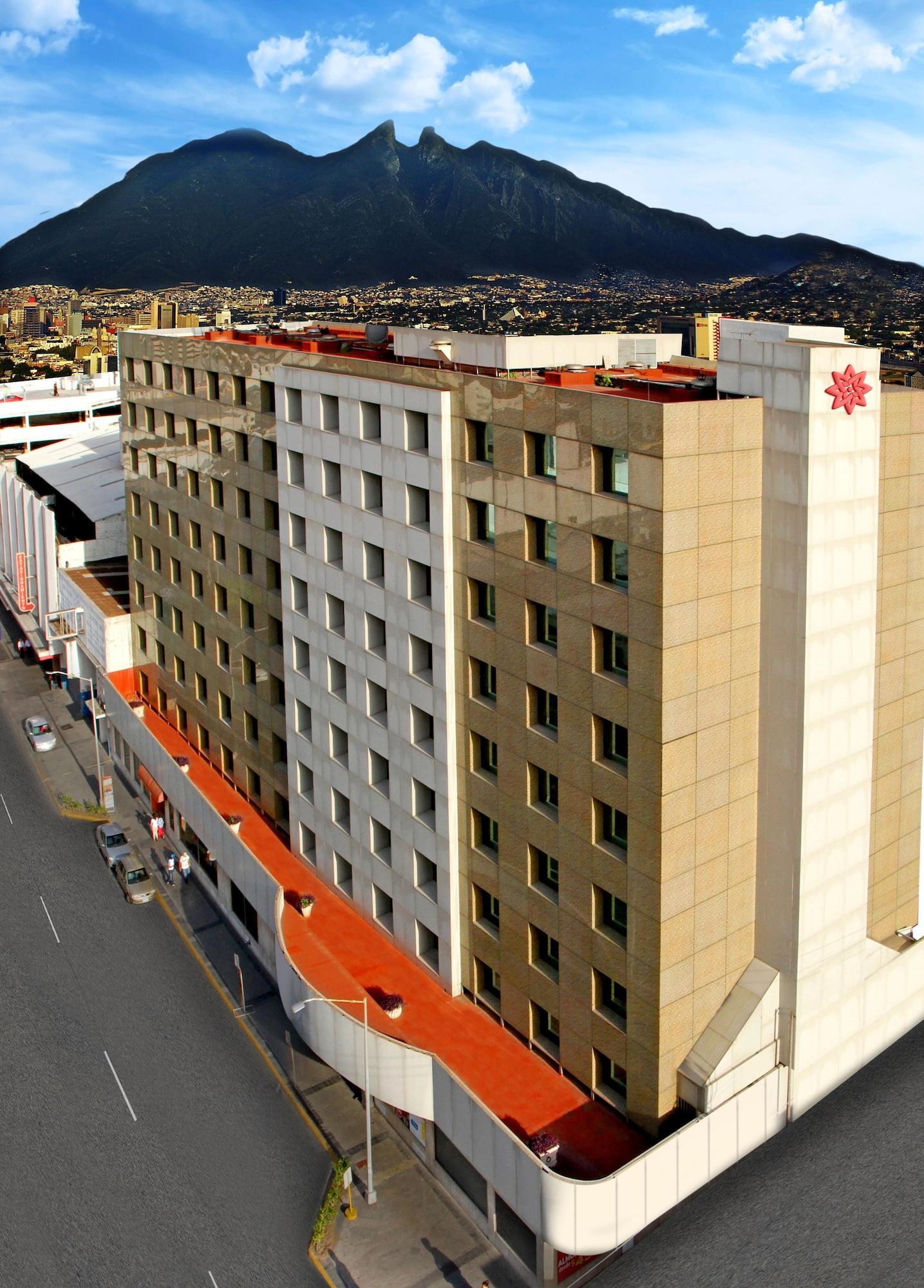 Travohotel Monterrey Historico Exteriör bild
